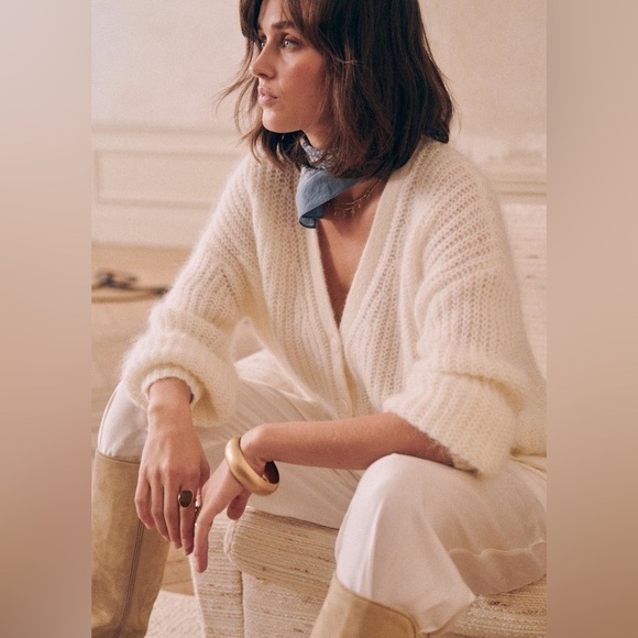 Sézane Achille Cardigan in Ecru NWT - Picture 2 of 6